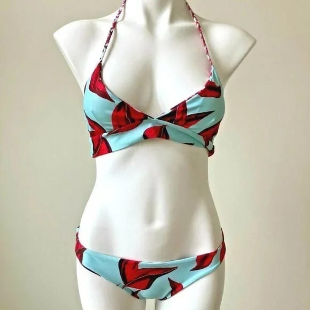 Cupshe Light Blue and Red Leaf Print Halter Bikini Set Two Piece Swimsuit Size M